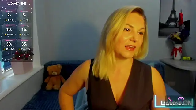 Snapshot of sweet___margaret chatting on April 24, 3:58 pm sweet margaret online show from April 24, 3:58 pm