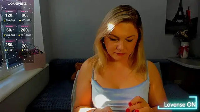 Snapshot of sweet___margaret chatting on May 16, 1:43 pm sweet margaret online show from May 16, 1:43 pm