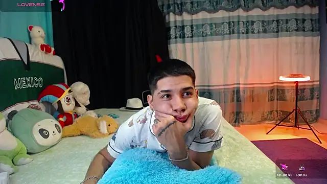 mexican cum online show from April 1, 1:06 am