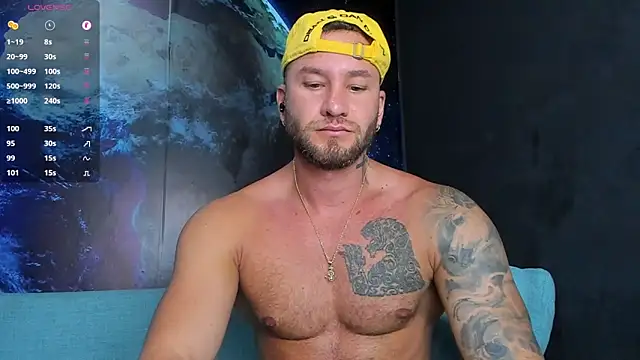 delessandro world online show from February 15, 9:33 pm