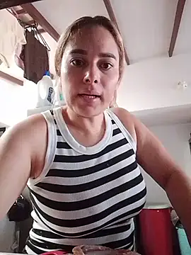 Amelia1  online show from June 9, 8:31 pm