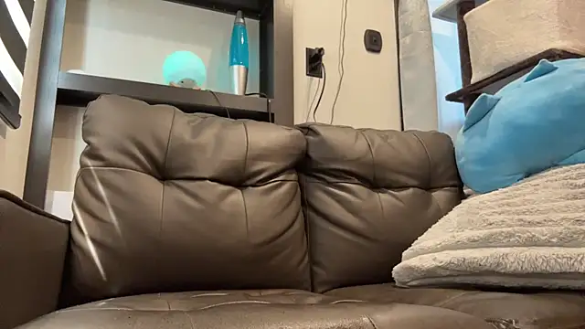 Snapshot of AlphaZack_14 chatting on April 5, 7:44 pm AlphaZack 14 online show from April 5, 7:44 pm