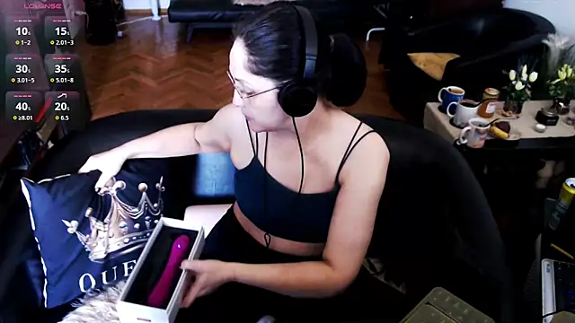 Snapshot of Imperatriza chatting on March 26, 8:31 am Imperatriza online show from March 26, 8:31 am