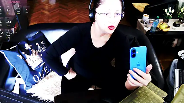 Snapshot of Imperatriza chatting on April 1, 1:41 pm Imperatriza online show from April 1, 1:41 pm