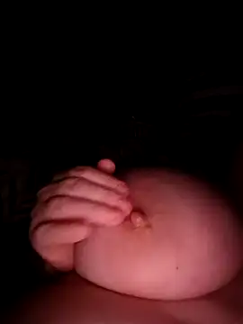 poussychats online show from December 3, 10:07 pm