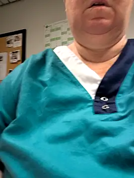 poussychats online show from December 16, 4:28 am