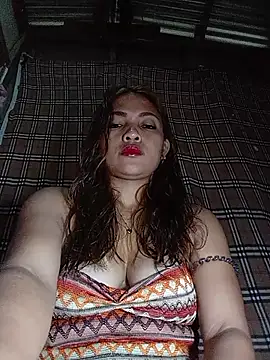 prettybella4u online show from July 15, 11:54 pm