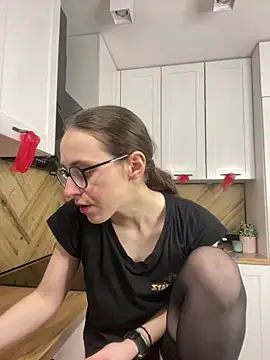 MartiniiSelenna online show from April 13, 5:46 am