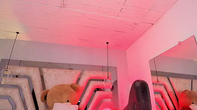 AngelineHeet online show from March 12, 8:31 am