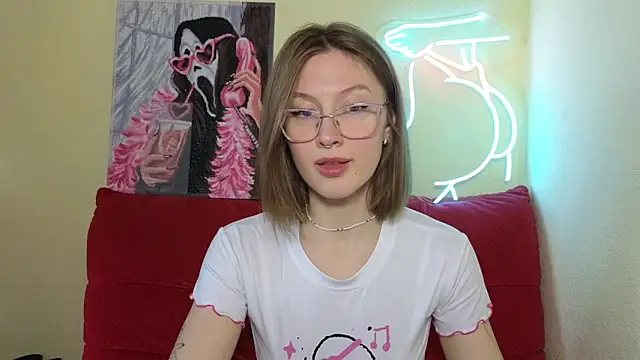 MalvinaBlum online show from March 22, 5:39 am