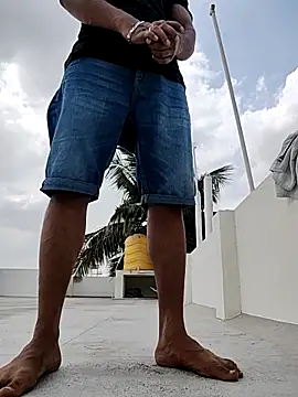 Daddys-small-lollipop online show from March 1, 5:31 am