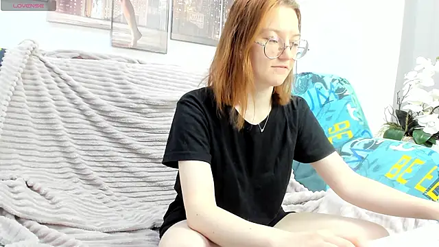 Fiery mary online show from March 31, 12:45 am