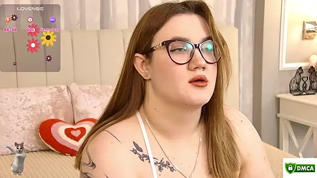 Snapshot of Nancy_Mooree chatting on July 13, 1:14 pm Nancy Mooree online show from July 13, 1:14 pm