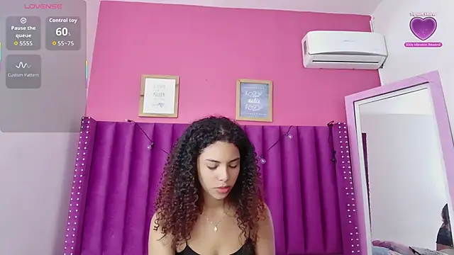 littleebonny online show from November 29, 1:03 pm