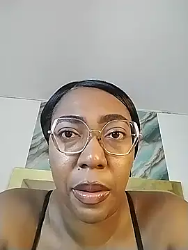 dirtyvictoria online show from June 5, 8:14 pm