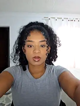 Snapshot of avellanatammy chatting on June 26, 8:24 pm avellanatammy online show from June 26, 8:24 pm