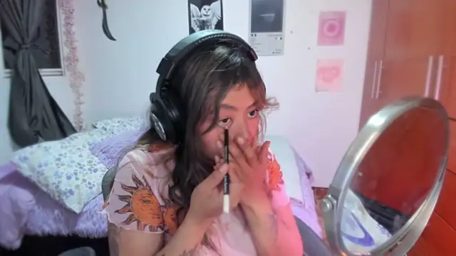 StephaniFox online show from April 3, 12:08 am