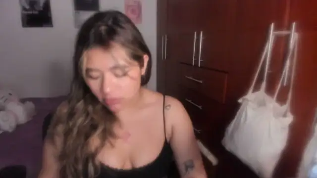 StephaniFox online show from April 5, 2:09 am