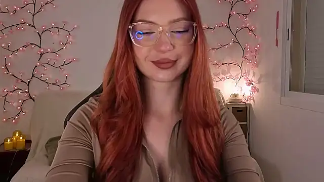 Snapshot of Karinchik_ chatting on February 18, 9:00 pm Karinchik online show from February 18, 9:00 pm