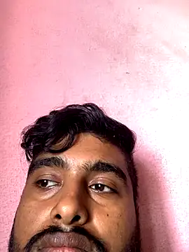 Snapshot of SweetFatBoy chatting on October 19, 7:09 am SweetFatBoy online show from October 19, 7:09 am