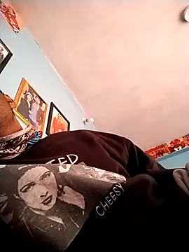 Snapshot of SweetFatBoy chatting on March 26, 6:08 am SweetFatBoy online show from March 26, 6:08 am