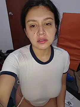 Snapshot of lombarlana-89 chatting on December 16, 12:54 pm lombarlana-89 online show from December 16, 12:54 pm