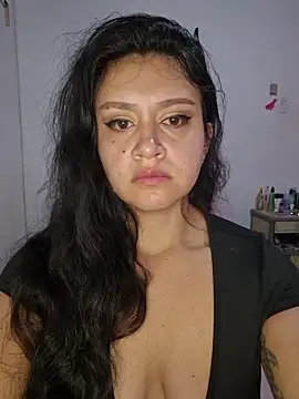 Snapshot of lombarlana-89 chatting on February 4, 12:44 pm lombarlana-89 online show from February 4, 12:44 pm