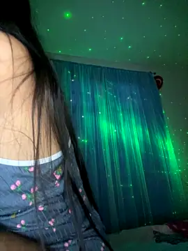 Kimmymadison- online show from September 24, 8:45 pm