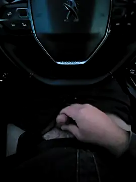 Snapshot of dominemoi4 chatting on December 5, 4:14 pm dominemoi4 online show from December 5, 4:14 pm