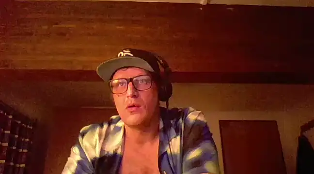 Bigthroaterboy online show from January 4, 7:13 pm