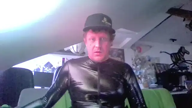 Bigthroaterboy online show from May 8, 5:07 pm