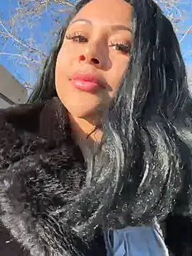 HaileyDiana online show from February 25, 2:16 pm