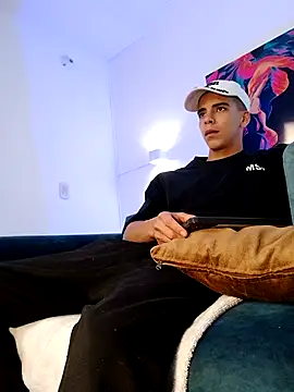 Restrepo300 online show from March 18, 6:55 pm