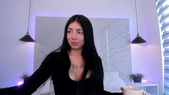 Snapshot of ANTONELLA__ROUSE_ chatting on July 12, 11:56 am ANTONELLA ROUSE online show from July 12, 11:56 am