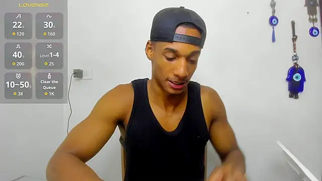 Snapshot of Malkongarcia chatting on February 23, 1:19 pm Malkongarcia online show from February 23, 1:19 pm