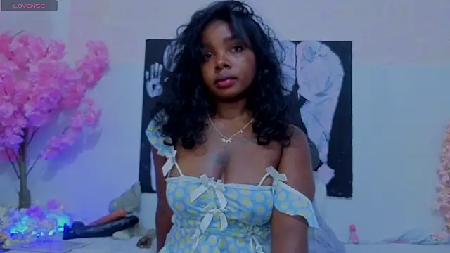 KilyetVera3x online show from April 12, 6:18 am