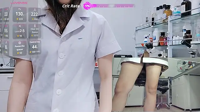 Snapshot of Kathylove_2023 chatting on December 4, 4:33 am Kathylove 2023 online show from December 4, 4:33 am