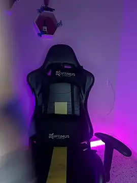 jenna eyesss online show from March 7, 10:10 pm