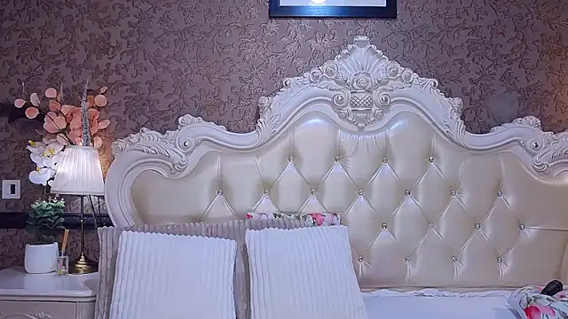 OliveWilson online show from March 23, 7:45 am