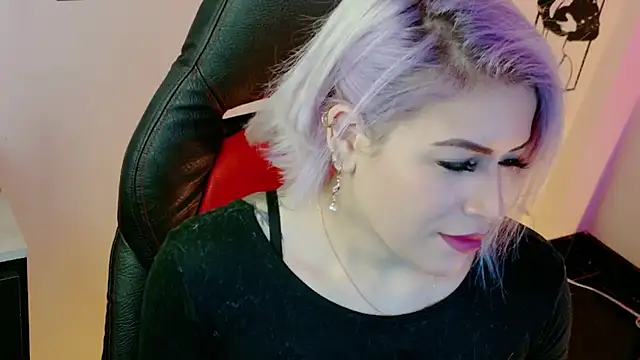 Natalia Montoya online show from February 27, 3:50 am