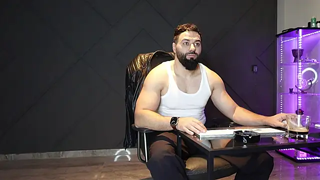 mattmasterss online show from March 31, 10:54 pm