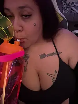 Juicyjordie online show from May 30, 7:16 am