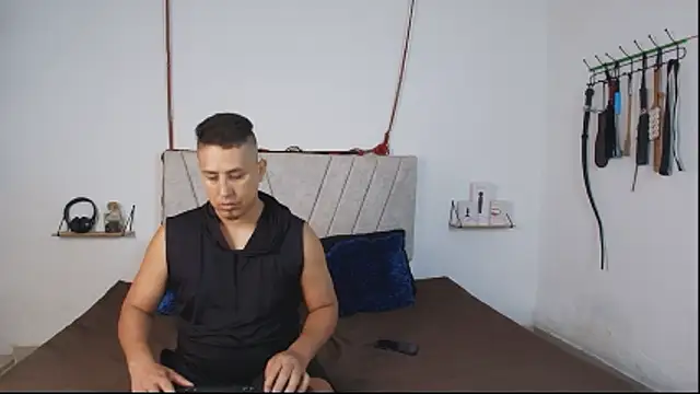 Liana Asaff online show from January 14, 10:58 pm