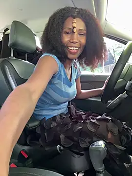 Shantel-Olivia online show from June 3, 7:55 am