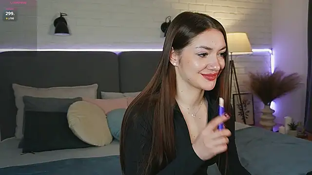 Micky  love online show from March 4, 10:16 pm