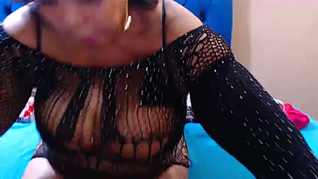 ebonycandy10 online show from December 19, 5:47 am