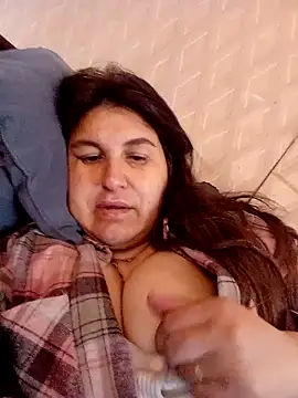 BlackVBarbie online show from April 18, 9:02 am