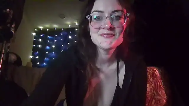 Snapshot of EyaDivine1 chatting on January 10, 5:20 am EyaDivine1 online show from January 10, 5:20 am