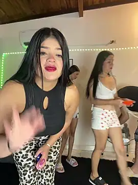 royalgirls x online show from November 15, 1:14 am