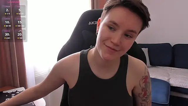 JessieFlower online show from June 3, 7:44 am